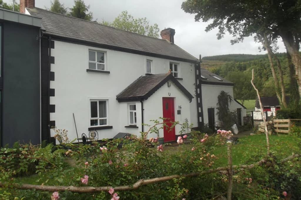 Quarvue Farmhouse, Unique House With Views Of Mournes And Cooleys O Meith Exterior photo